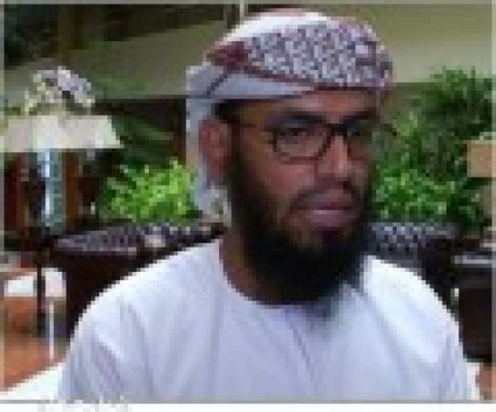 الحاكم الفعلي لعدن هاني بن بريك يفجر مفاجئة بكشفه عن هوية القوات التي تطارد الشمالين في عدن إلى منازلهم