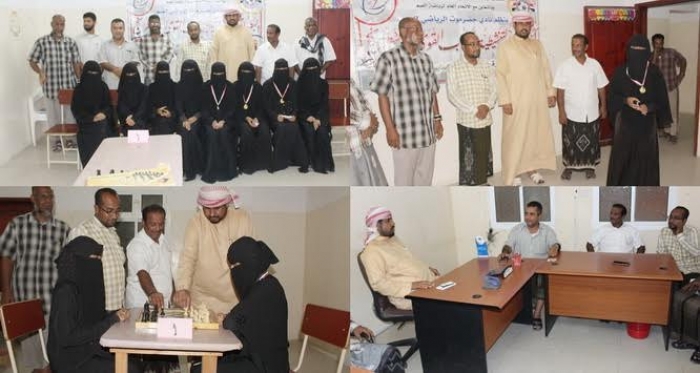 أطلعا على تحضيرات البطولة الرمضانية للكرة الطائرة الجهوري والعطاس يكرمان بطلات البطولة الشطرنجية للصم