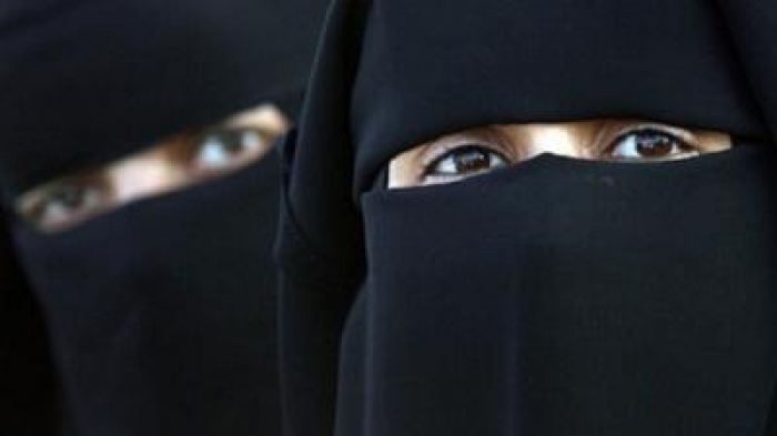 صحيفة سعودية تفجرغضب كبير في دول الخليج واليمن بسبب كيس الفحم