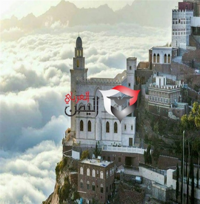شاهد.. القرية اليمنية التي تجاوزت منازلها ناطحات السحاب