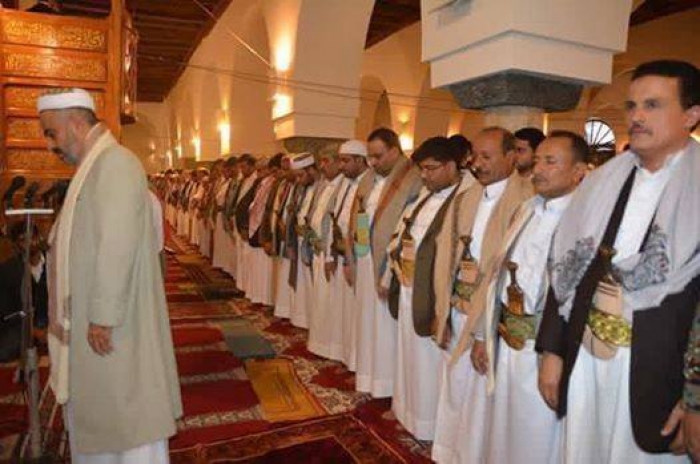 "شاهد صورة" بصنعاء تكشف عن قضاء "الحوثيون" على ( التعايش المذهبي )