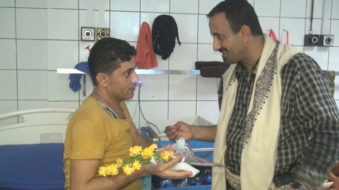 وكيل محافظة عدن ( النوبة )  يزور الجرحى في مستشفيات عدن