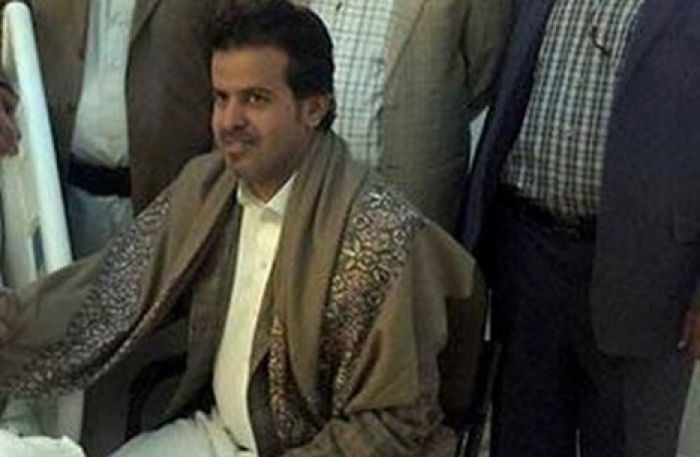 شاهد ..نجل الرئيس هادي يفاجئ الجميع ويظهر مرتدياً بزته العسكرية في هذه الجبهة (صورة)