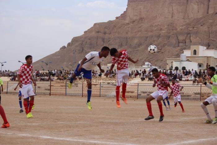 بالترجيح حسان السحيل يفوز على هلال المساكن ويتأهل للمباراة النهائية لدوري الشهيد بن حبريش لكرة القدم