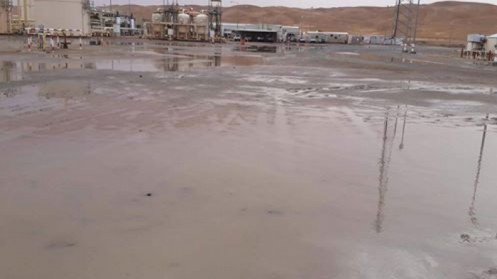 لن تصدق هذا ما جرفته السيول في وادي عسيلان بشبوة .. (صور)
