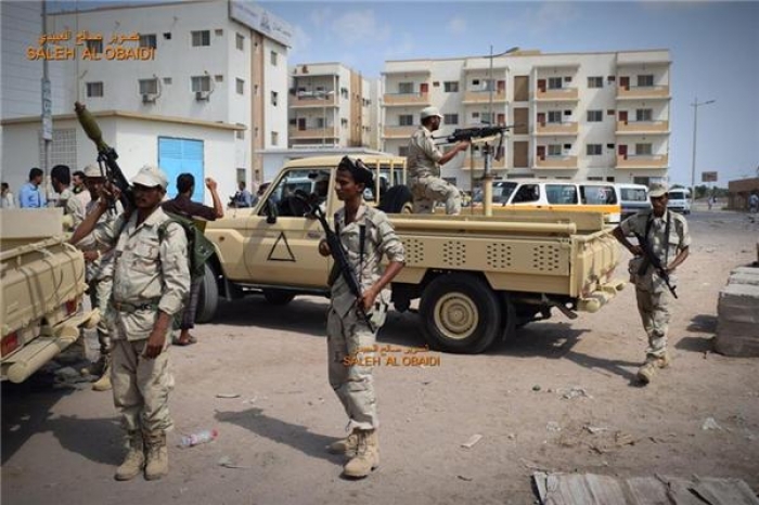 امن عدن يلقي القبض على قائد الخلية الإرهابية المسؤولة عن اغتيال أئمة المساجد في عدن