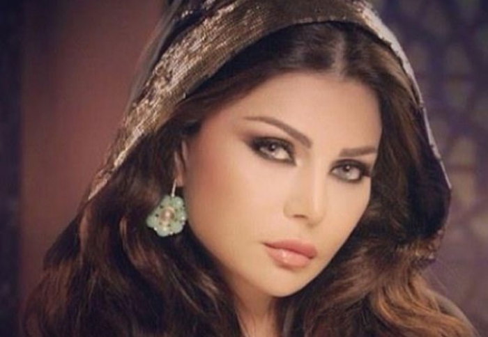ماهو المرض الذي اصاب هيفاء وهبي وكيف تحولت الى  “نحلة”؟!!  شاهد الصورة