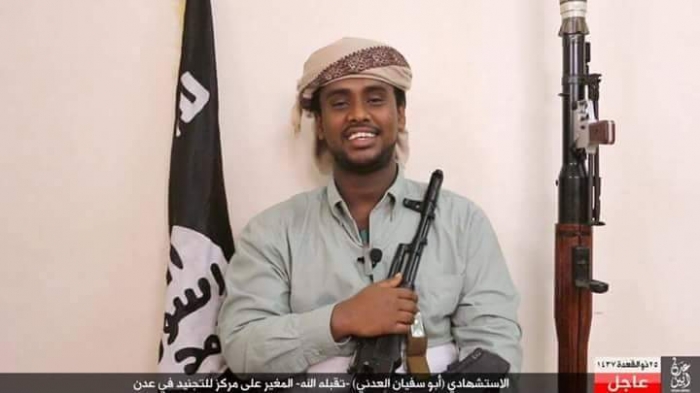 داعش يعلن مسؤوليته عن تفجيرات عدن ويتشر صور للانتحاري نشرتها حسابات تابعة للتنظيم على تويتر