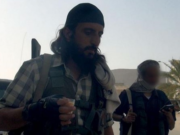 القبض على السائق الشخصي لقائد تنظيم «داعش» في اليمن "جلال بلعيد" .. ( صورة )