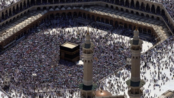 الأزهر: لا حج إلا في مكة والفريضة لا تسقط بزيارة أماكن أخرى