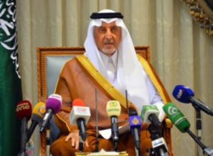 بالفيديو : امير مكة يرد على سؤال صحافي يمني :" اسأل الحوثيين وصالح" .. فماذا كان السؤال ؟