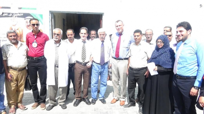 وزير الصحة يزور مستشفى الجمهورية التعليمي عدن