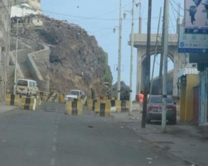 حكومة بن دغر تغادر عدن