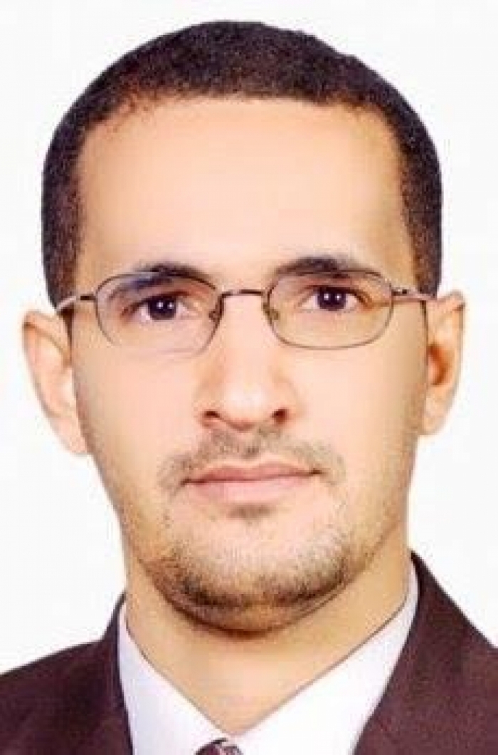 مدير مؤسسة موانئ عدن : تشكيل لجان لإعادة التعرفة بميناء عدن سيكون له مردود ايجابي لنشاط الميناء