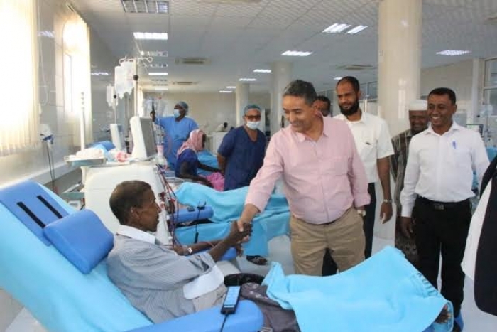 مراكز الغسيل الكلوي بوادي حضرموت تستضيف البروفسور  نجيب أبو أصبع استشاري أمراض وزارعة الكلى بصنعاء