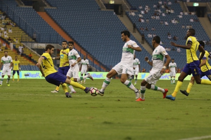 بالصور: النصر يوجه لطمة لأهلي جدة ويسقطه بهدف أيالا