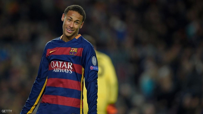 نيمار يمدد عقده مع برشلونة حتى 2021