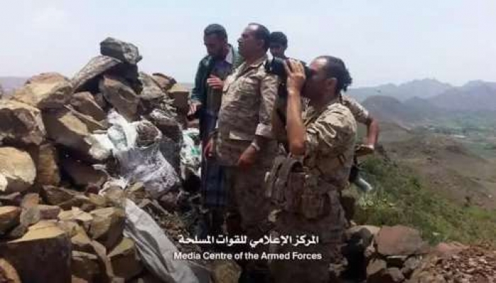 الضالع: قائد معسكري الصدرين يؤكد استعداد الجيش لتحرير دمت