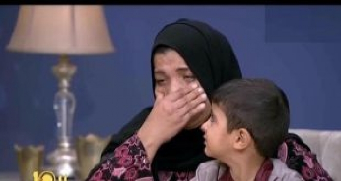 بالفيديو ...  مصرية : آم لثلاثة أطفال و مازالت آنسه فى ” البطاقه الشخصية “