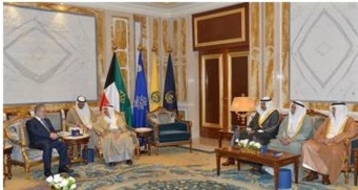 المخلافي يؤكد لأمير الكويت رفض الحكومة اليمنية لخارطة ولد الشيخ والأخير يؤكد دعمه للشرعية في اليمن
