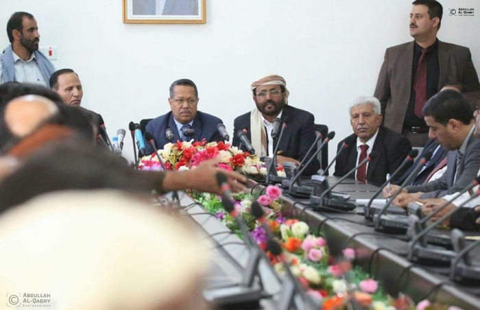 الحوثيون يزعمون قتل عدد من وزراء الحكومة الشرعية بقصف صاروخي استهدفهم في مأرب ..تفاصيل