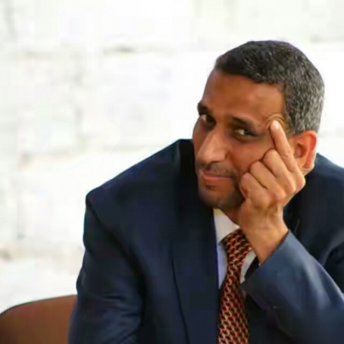 ثابت "الجزيرة" : اجتماع مسشتاري الرئيس هادي انقسم حول الهدنة التي اتت بضغط دولي لانقاذ الانقلابيين الذين اصبحوا في موقف ضعيف