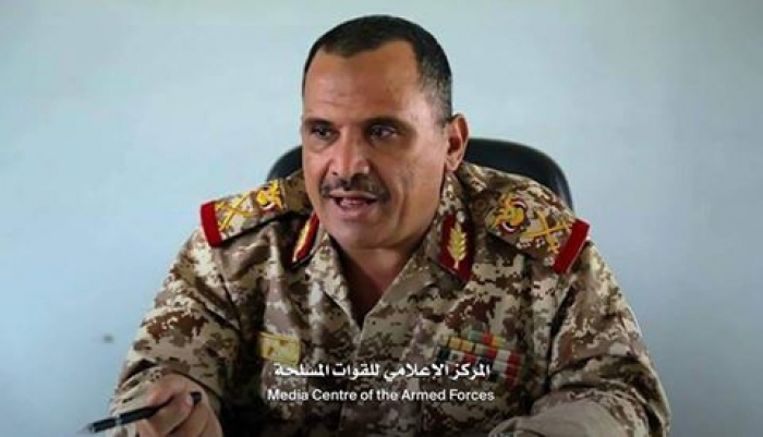 قائد محور تعز يتفقد المواقع المحررة ويتعهد باستمرار العملية العسكرية حتى تحرير كامل المحافظة