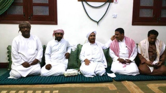 الداعية بن حفيظ يؤكد: حضرموت منذ الازل على نهج واحد الوسطية والاعتدال