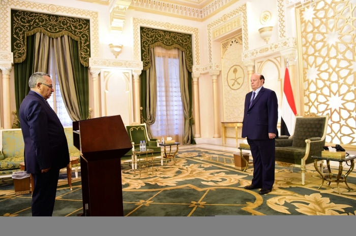 الدكتور سميع والدعام يؤديان اليمين الدستورية أمام رئيس الجمهورية