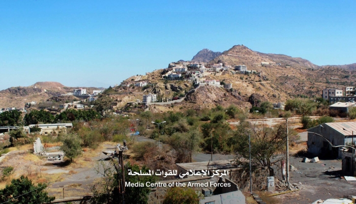 مواجهات عنيفة في تعز والمليشيا الانقلابية تواصل قصف الأحياء السكنية
