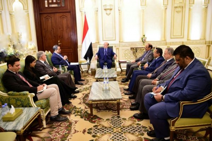 الشرعية تقبل بصيغة جديدة معدلة من الخطة الأممية تبدأ بانسحاب المليشيا ثم الحل السياسي