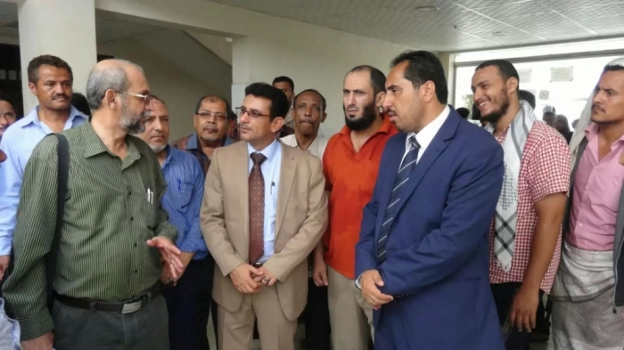 الوزير نايف البكري يزور سفارة اليمن بالقاهرة ويبارك للدكتور مارم بالمنصب الجديد