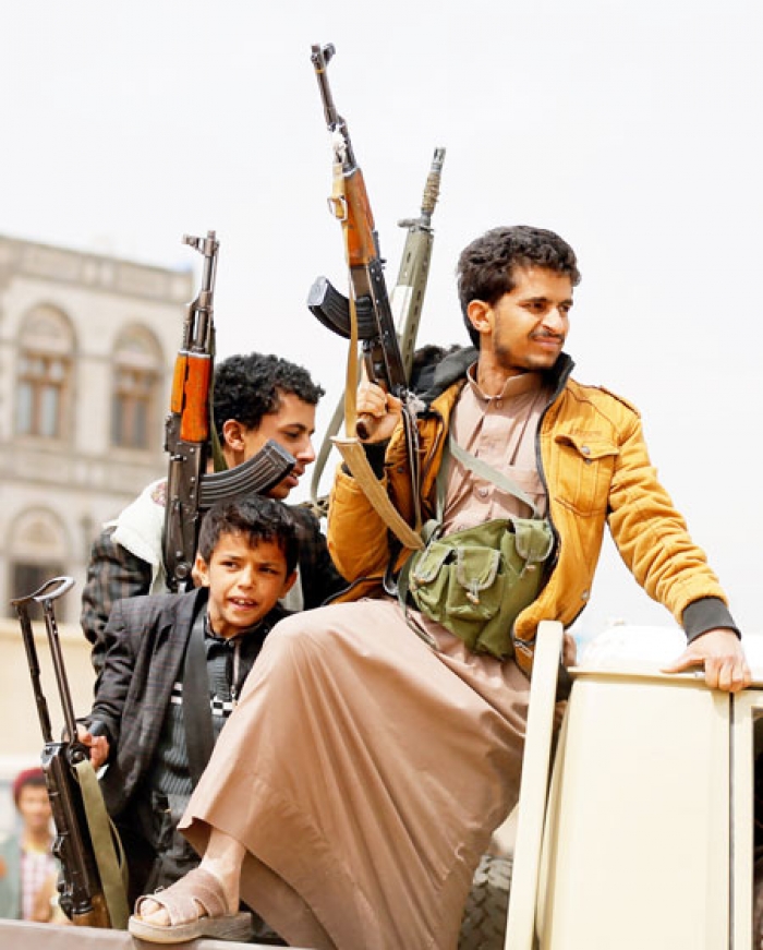 قبائل "العصيمات" تصدم الحوثيين وتعلن انشقاقها بالتزامن مع انشقاقات جديدة في, صفوف الحرس الجمهوري ( تفاصيل )