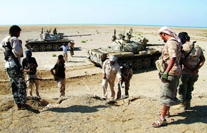 "الرمح الذهبي" يقطع أوصال الحوثيين و37 كيلومترا تفصل الجيش عن ميناء "المخا"