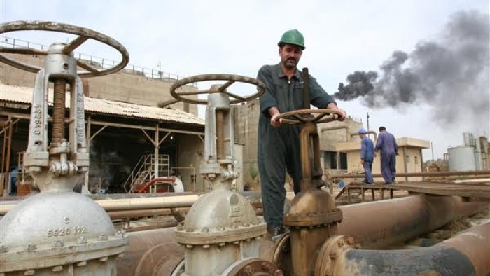 شركة نفطية نرويجية بالمسيلة تترك حقول النفط فجأة وتتخلى عن تعويض عمالها اليمنيين وتذهب للاستثمار في إيران