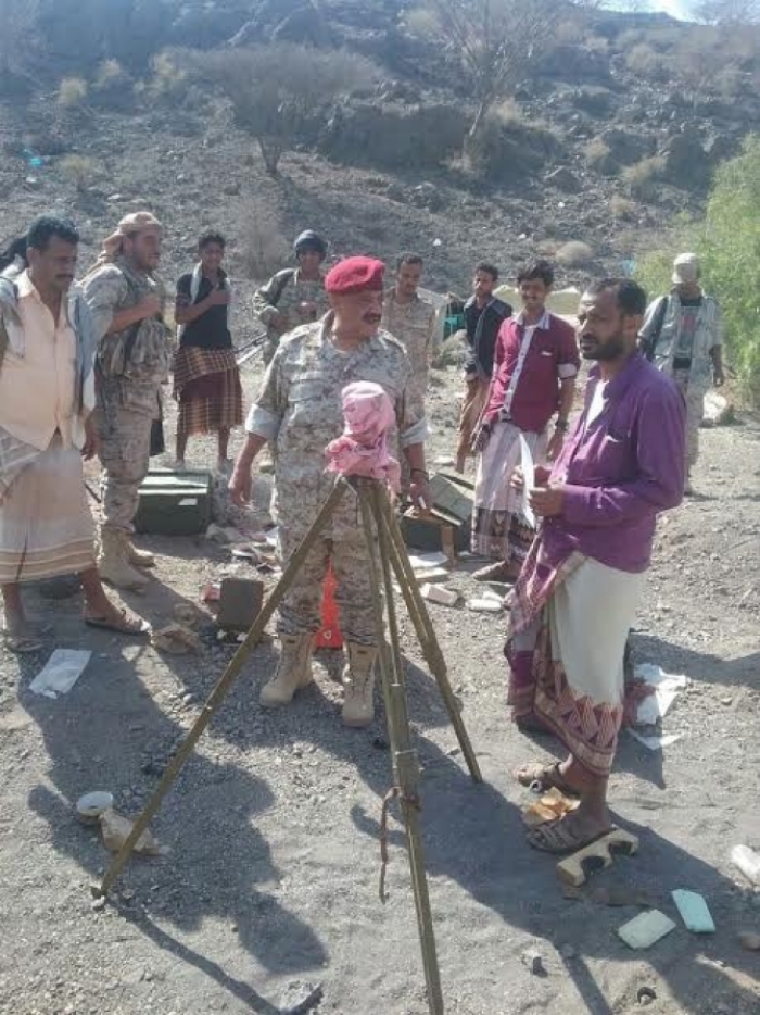 القوات المسلحة اليمنية المسنودة بالمقاومة الجنوبية تكسر هجوماً على التبة الحمراء بكرش ، وقائد عسكري رفيع يقود المعركة