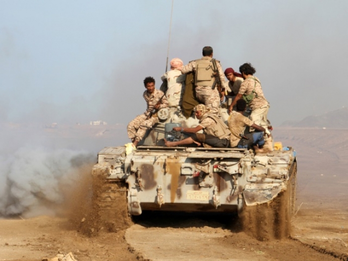 القوات المسلحة اليمنية تبدأ عملية عسكرية جديدة.. وتقترب من ارحب ( تطورات طارئة )