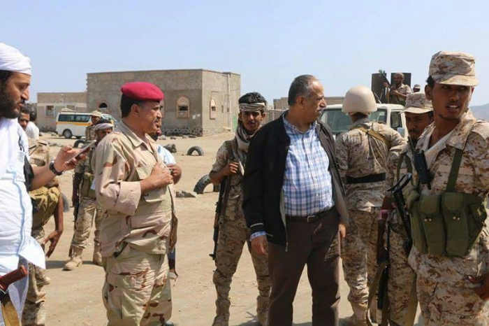 محافظ تعز يزور باب المندب وذوباب بعد تحريرها من الحوثيين وقوات صالح