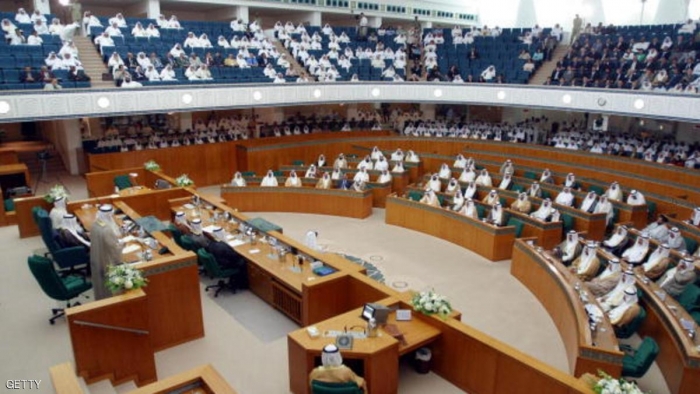 البرلمان يبحث حجب الثقة عن وزير الرياضة الكويتي