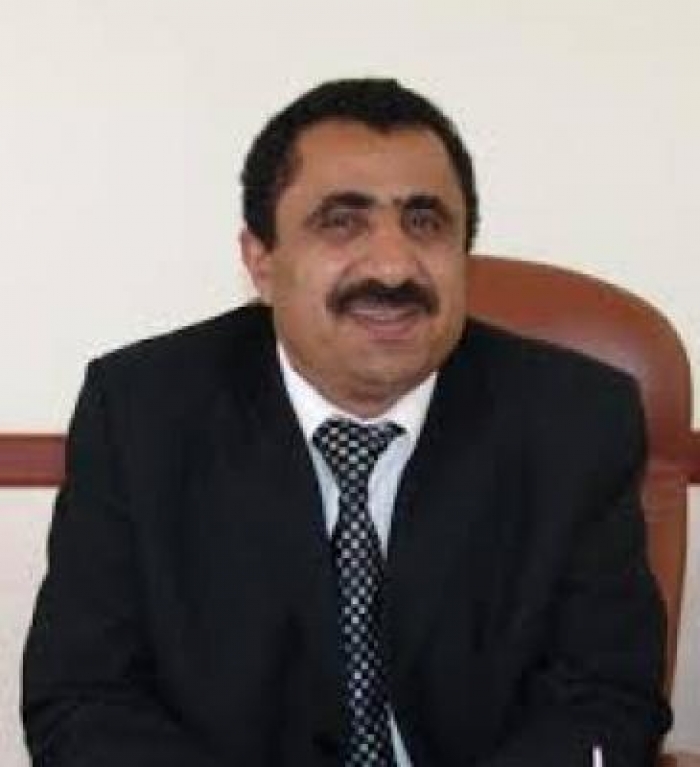 يتهمه صالح بالانشقاق عن المؤتمر...حزب "دارس " يدشن نشاطه بمبادرة تتضمن خروج 1000شخصية من اليمن بينهم "صالح"