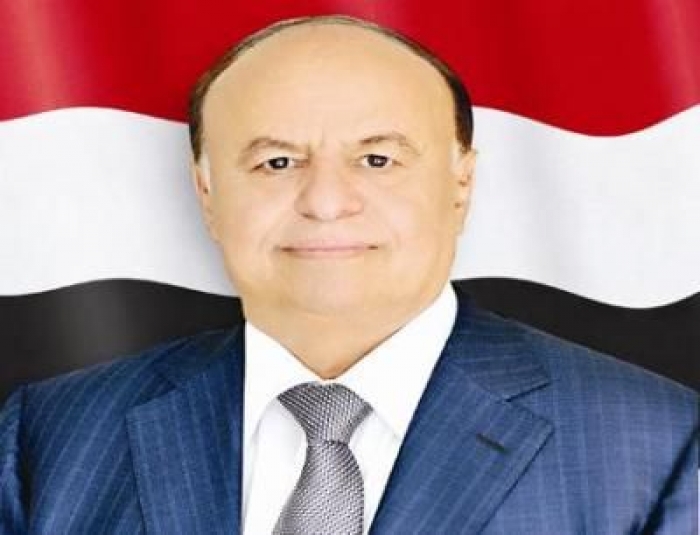 قائد المنطقة العسكرية الاولى يهنئ رئيس الجمهورية بذكرى ثورة فبراير