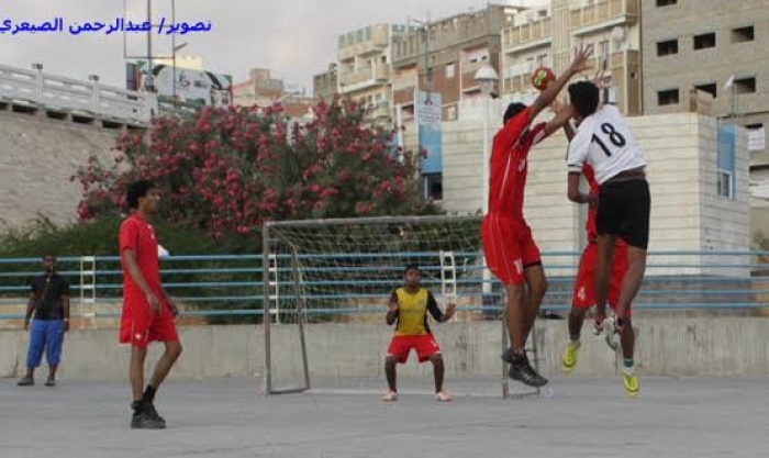 شعب حضرموت يعوض خسارة الإفتتاح على حساب أهلي الغيل في بطولة حضرموت لكرة اليد