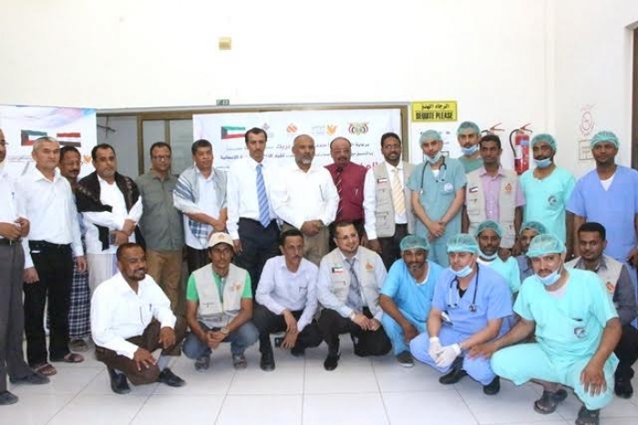 تدشين أنشطة المخيم الطبي الجراحي بمستشفى سيئون العام لإجراء 335 جراحية مجانية