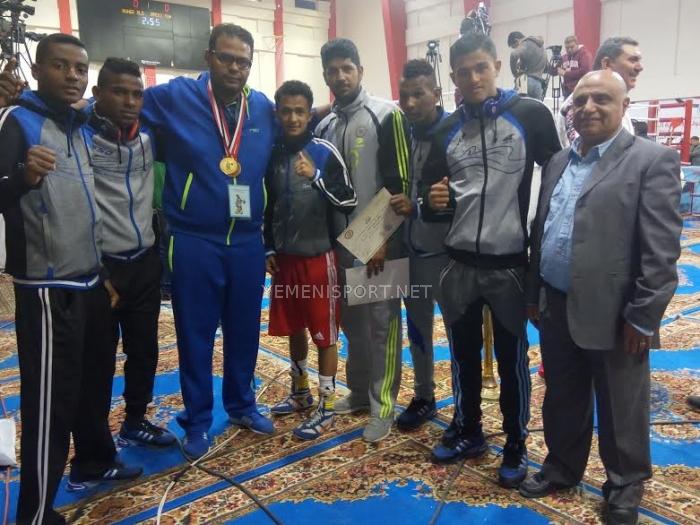 شاهد الصور : فوز البطل شعيل القرناص بالميدالية الذهبية في ختام البطولة العربية الثانية لشباب الملاكمة