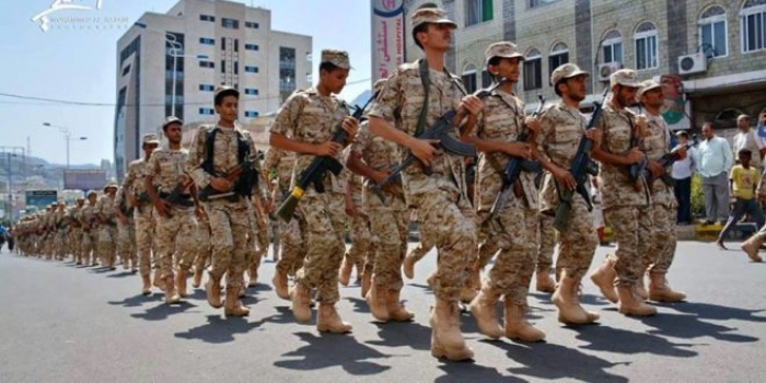 مسؤول جنوبي يكشف عن اتفاق جديد برعاية سعودية يقضي بدمج القوات الامنية والعسكرية في عدن (تفاصيل)
