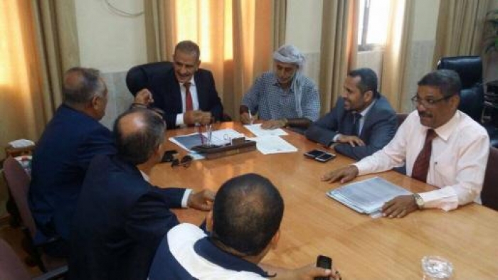 وزير التربية د. لملس يوقع عقدا لتشطيب المبنى الجديد لديوان وزارة التربية والتعليم في مدينة الشعب