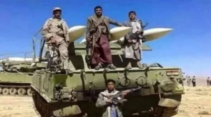 الحكومة الشرعية: لن نساوم على بقاء الصواريخ “الموجهة” بأيدي الحوثيين