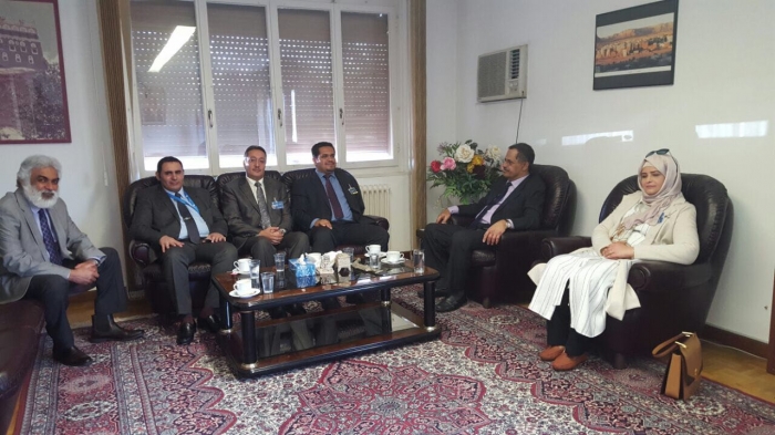 عسكر:  يلتقي السفير البريطاني ويزور البعثة اليمنية في جنيف