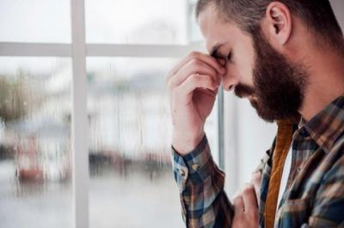 طرق علاج الصداع في 5 دقائق دون عقاقير