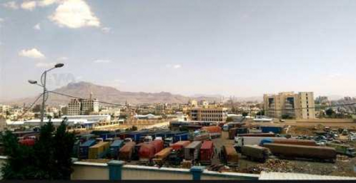 تجار العاصمة صنعاء : جمارك الحوثيين في منافذ مدن الشمال كارثية وتعمل على تشطير البلاد